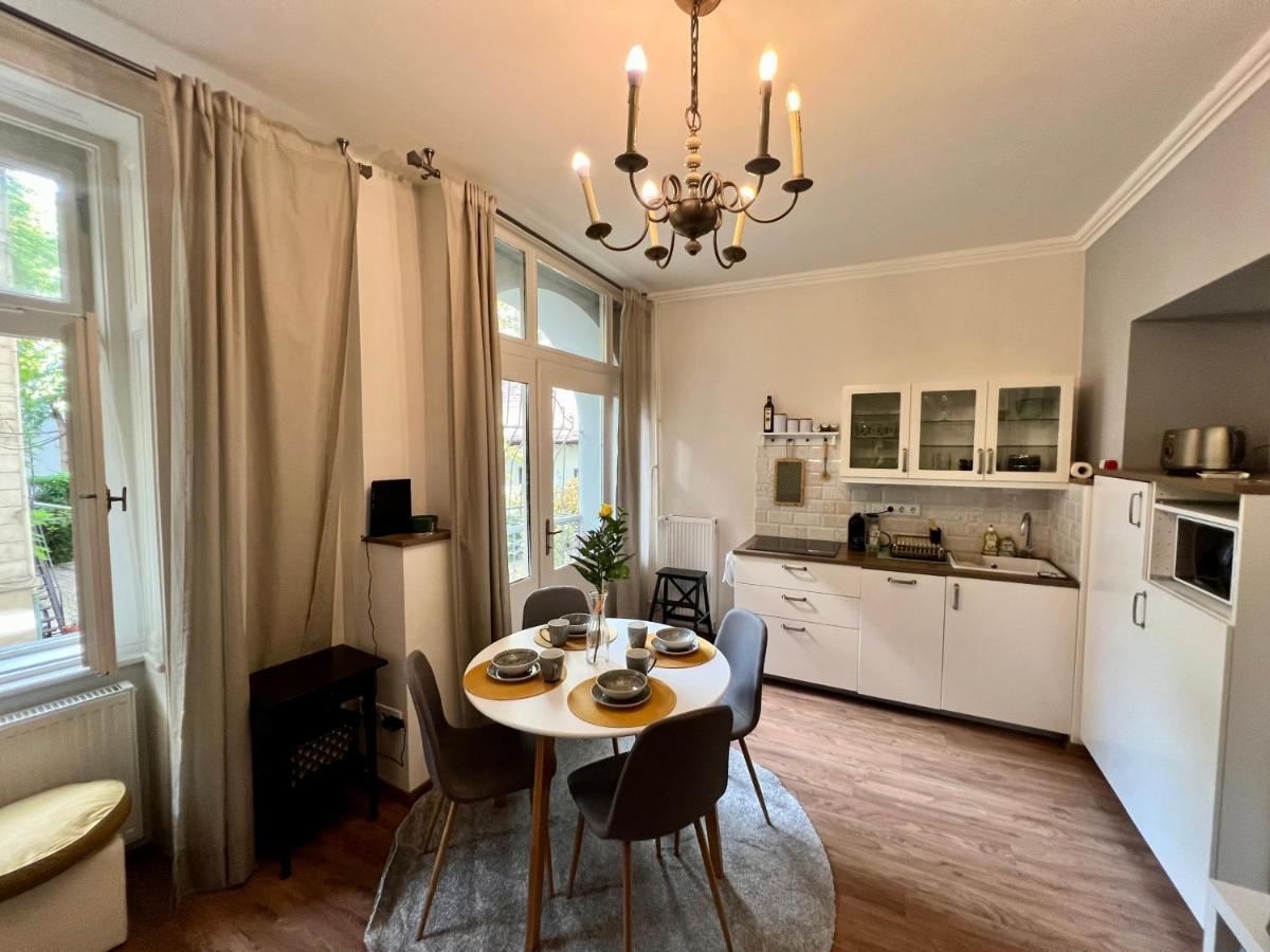 Adorable, Cosy Apartment At The Heroes' Square Budapeşte Dış mekan fotoğraf
